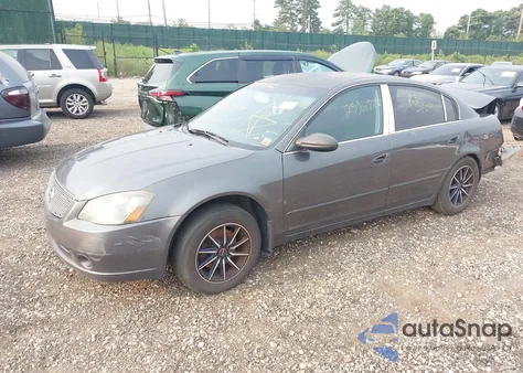 2005 Nissan Altima 2.5 S z USA, uszkodzony, nr VIN 1N4AL11D75N426447